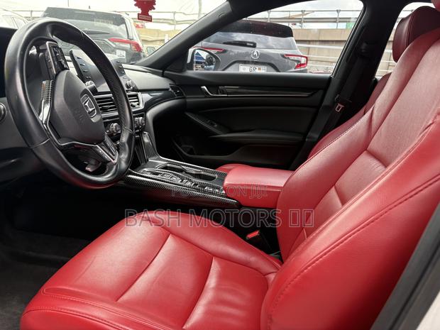 Honda Accord Sport 2.0T 2021 White