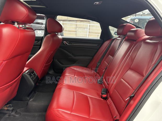 Honda Accord Sport 2.0T 2021 White