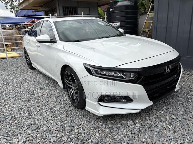 Honda Accord Sport 2.0T 2021 White