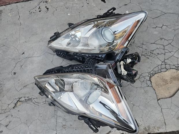 Lexus Is250 Headlight Available