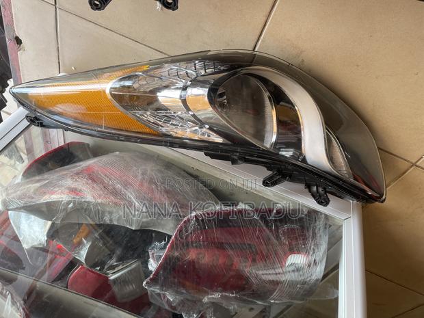 Hyundai Elentra 2011-2015 Headlights Original Tyc