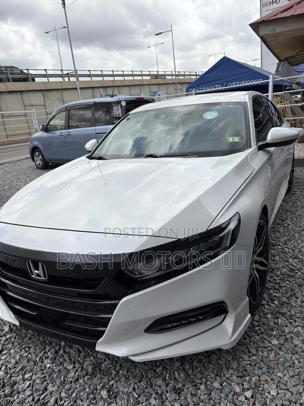 Honda Accord Sport 2.0T 2021 White