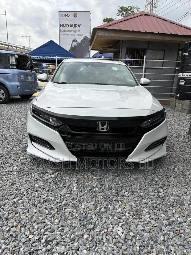 Honda Accord Sport 2.0T 2021 White
