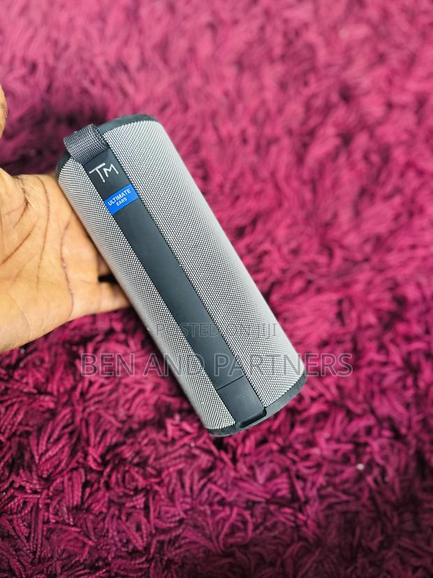 Ue Boom 3 Portable Bluetooth Speaker · Photo 4