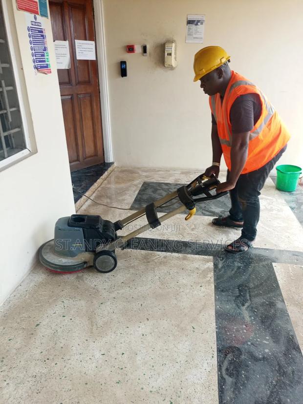 Professional House and Office Cleaning Services · Photo 4