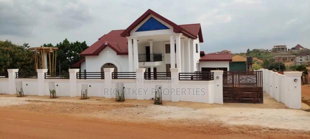 6bdrm Duplex in Ahenema Kokoben, Kumasi Metropolitan for sale · Photo 1
