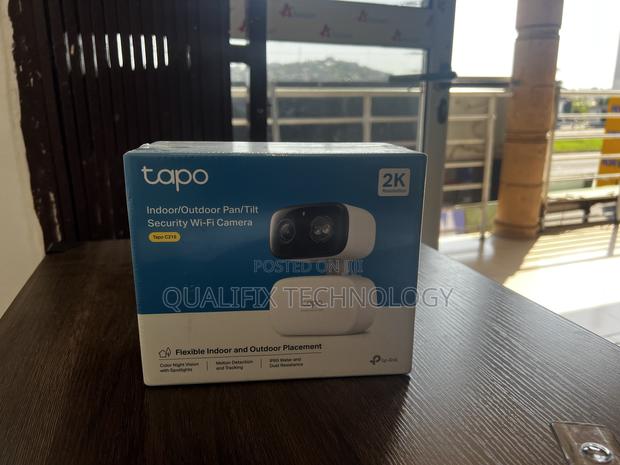Indoor /Outdoor Camera · Photo 1