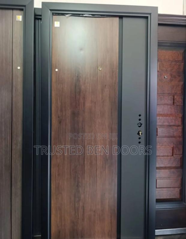 Paladin Turkey Security Single Smooth Door · Photo 2