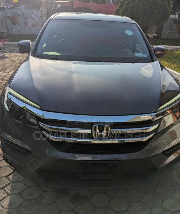 Honda Pilot EX-L 4dr SUV 4WD (3.5L 6cyl 5A) 2017 Gray