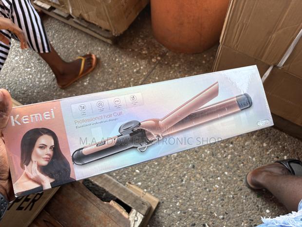Kemei Professional Hair Curler · Photo 3