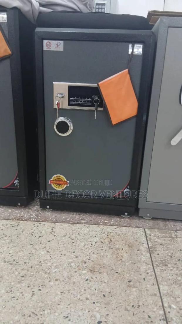 Fireproof Money Safe Available for Sale · Photo 3