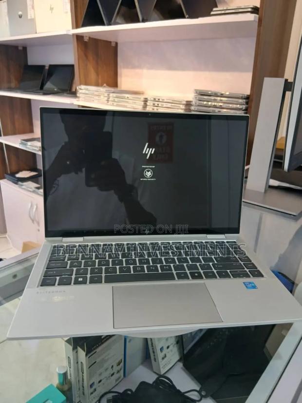 Laptop HP EliteBook 1040 G8 16GB Intel Core i5 SSD 256GB