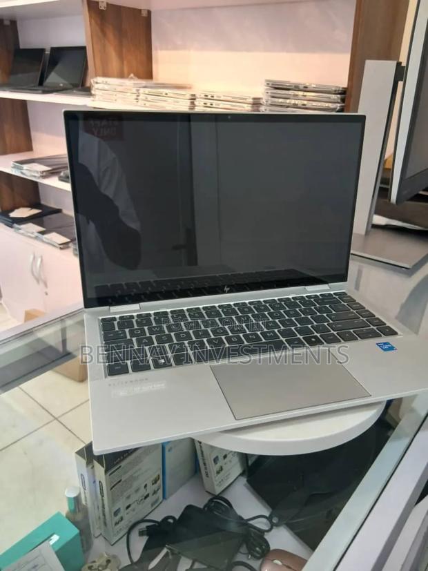 Laptop HP EliteBook 1040 G8 16GB Intel Core i5 SSD 256GB photo 5