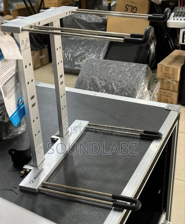Alctron Laptop Stand · Photo 3