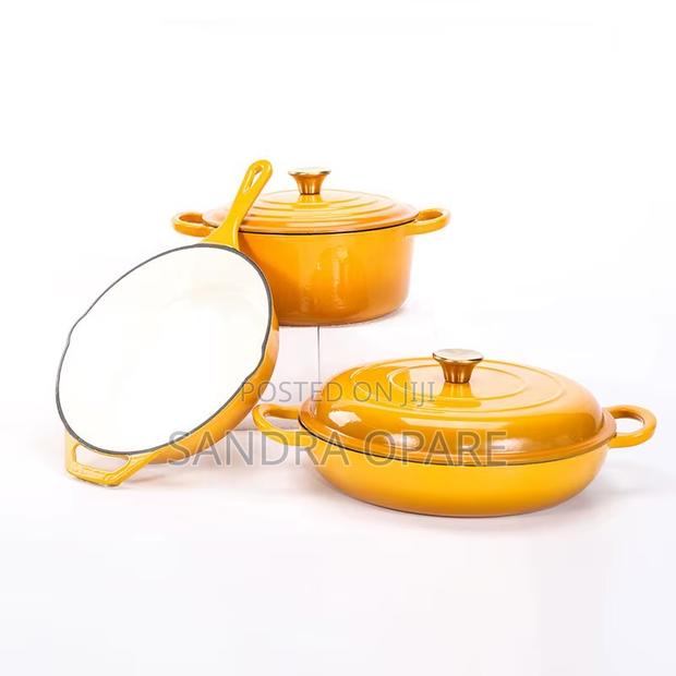 Enamel Cast Iron Cookware Set · Photo 4