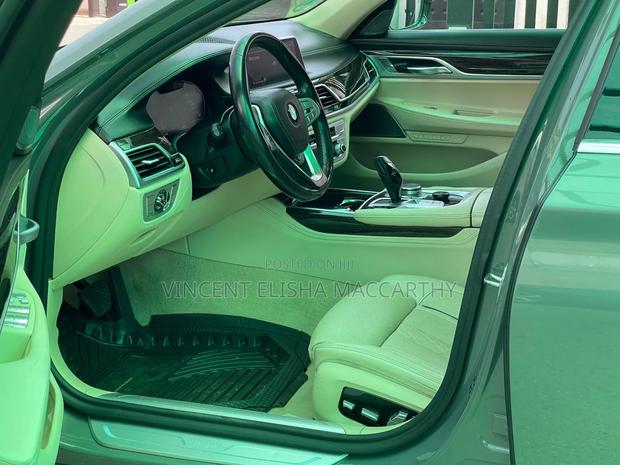 BMW 7 Series 2022 Gray