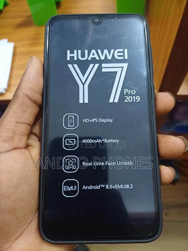 Huawei Y7 Pro 2019 32 GB Black photo 2