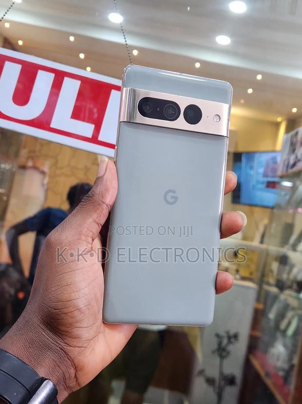 Google Pixel 7 Pro 128 GB Green · Photo 4