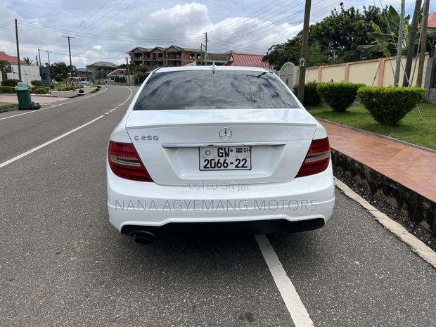 Mercedes-Benz C250 2014 White