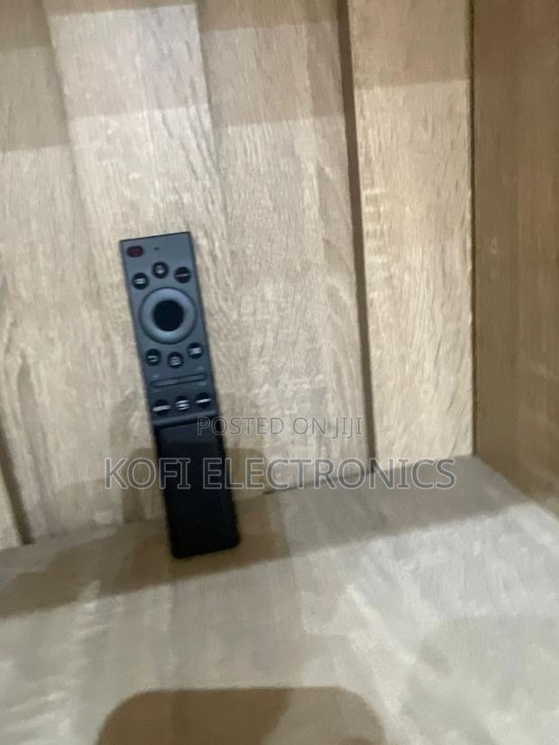 Compact Command Genius Samsung One Remote · Photo 2