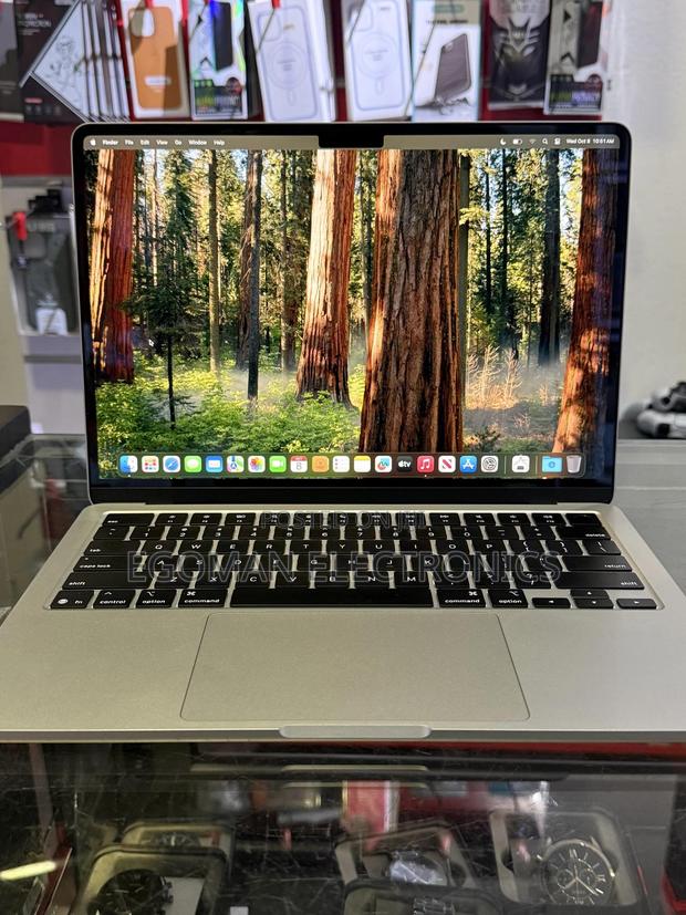 Laptop Apple MacBook Air 2025 M4 13-Inch 16GB Apple M4 SSD 512GB