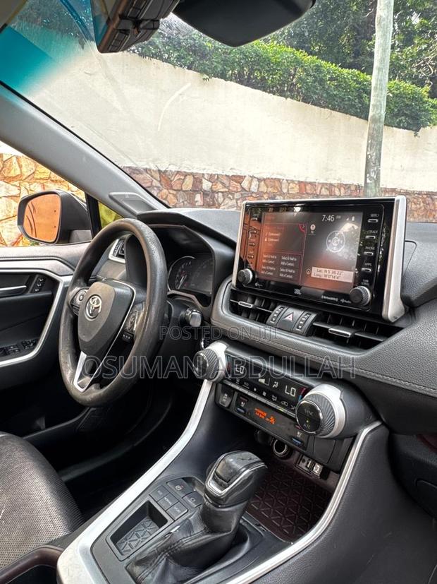 Toyota RAV4 Limited AWD 2019 Black