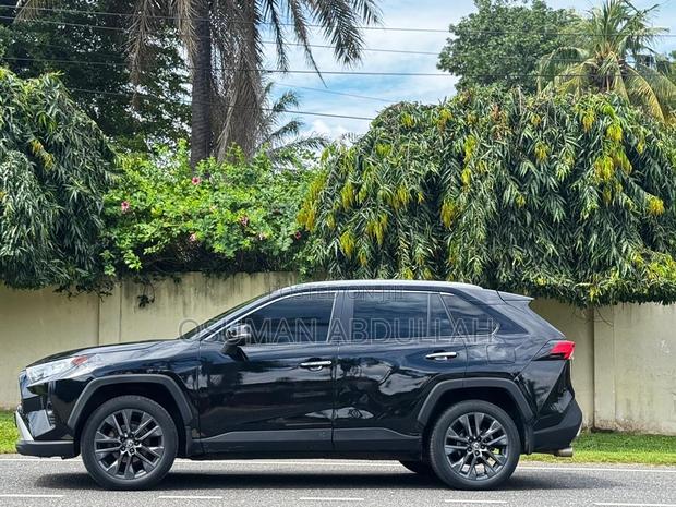 Toyota RAV4 Limited AWD 2019 Black