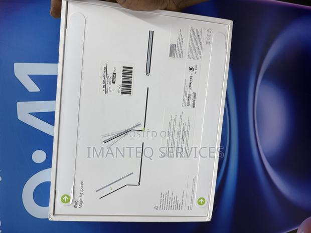 11 Inches Magic Keyboard for iPad Air M2/M3 photo 2