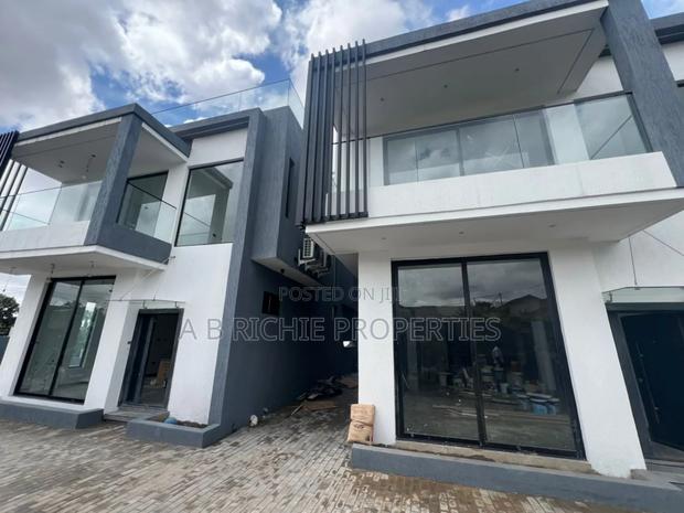 3bdrm Townhouse/Terrace in Ab Richie Properties, Dzorwulu for sale · Photo 1