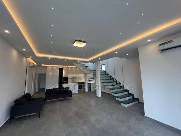 3bdrm Townhouse/Terrace in Ab Richie Properties, Dzorwulu for sale · Photo 3