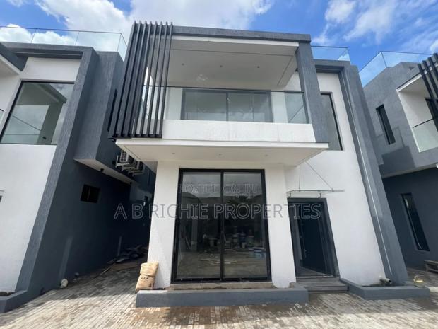 3bdrm Townhouse/Terrace in Ab Richie Properties, Dzorwulu for sale · Photo 4