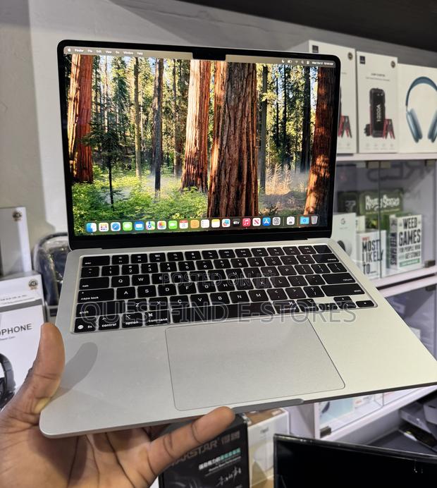 Laptop Apple MacBook Air 2025 M4 13-Inch 16GB Apple M4 SSD 512GB photo 2