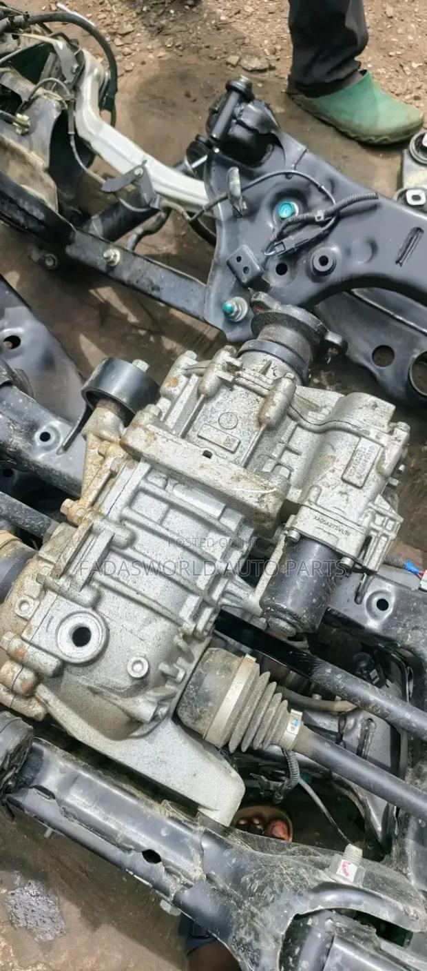 2018 Nissan Rogue Back Axle