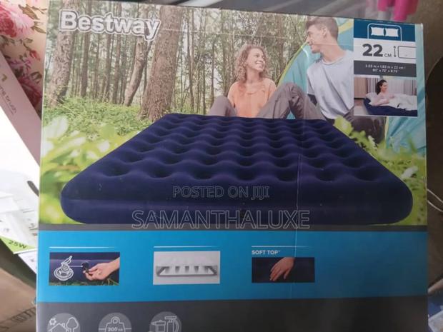 Inflatable Mattress - Comfortable and Portable photo 2