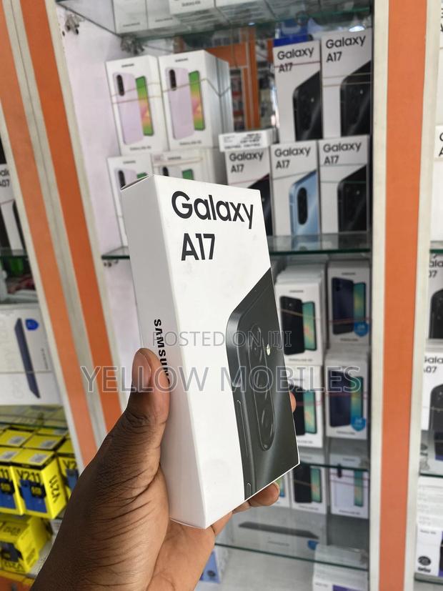New Samsung Galaxy A17 128 GB Black · Photo 1