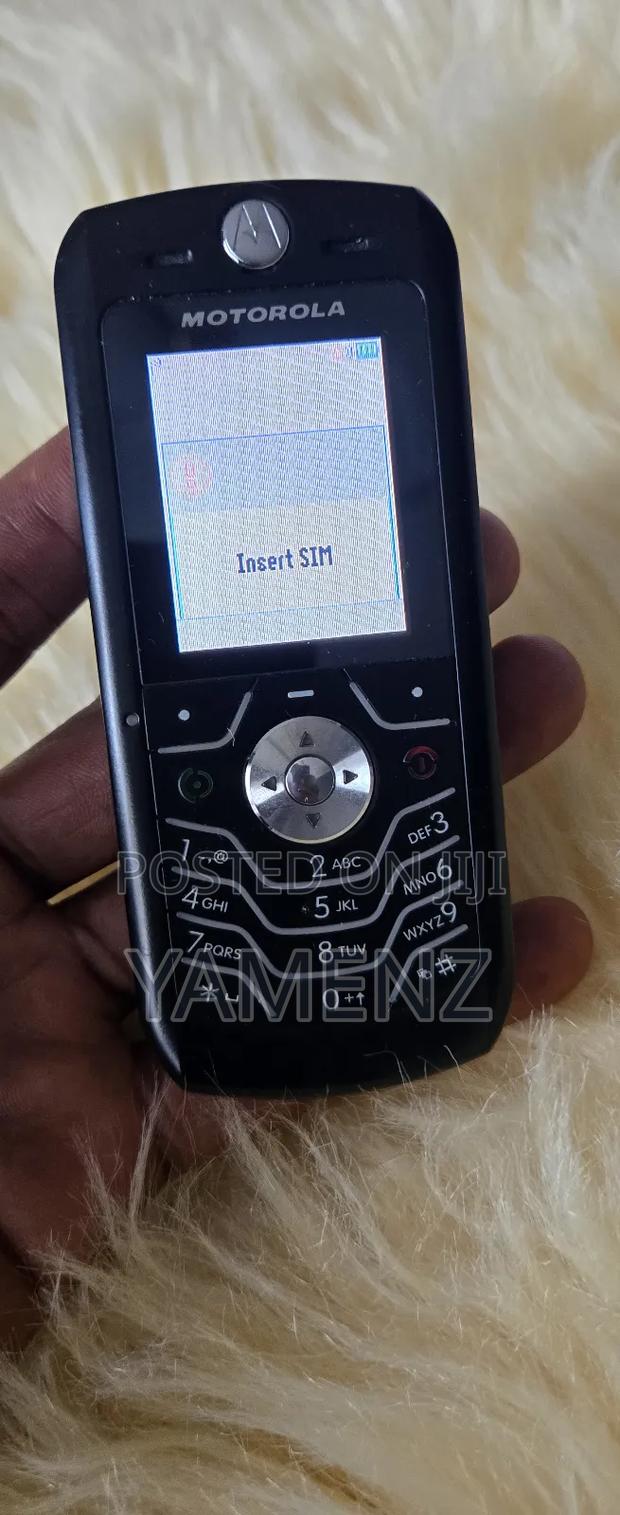Motorola L6 Black photo 2