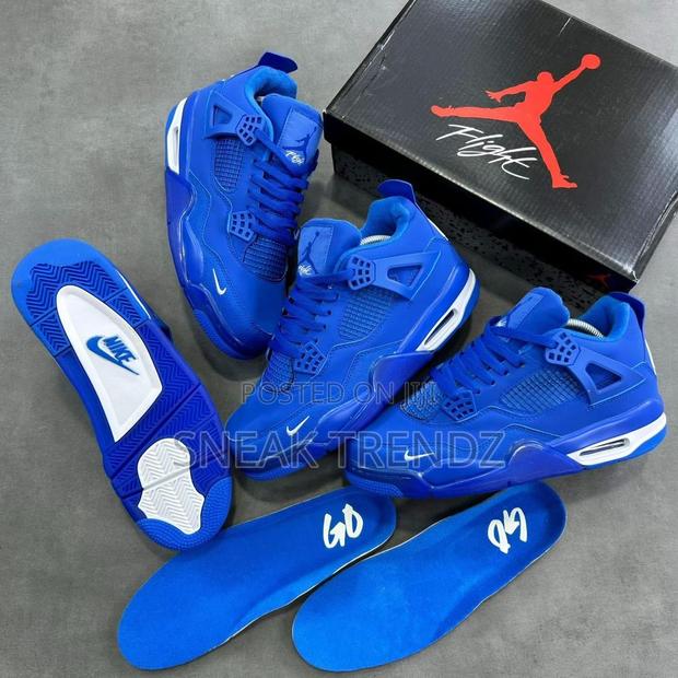 Jordan R4 Original Royal Blue and White · Photo 3