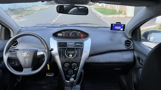 Toyota Belta 2010 White