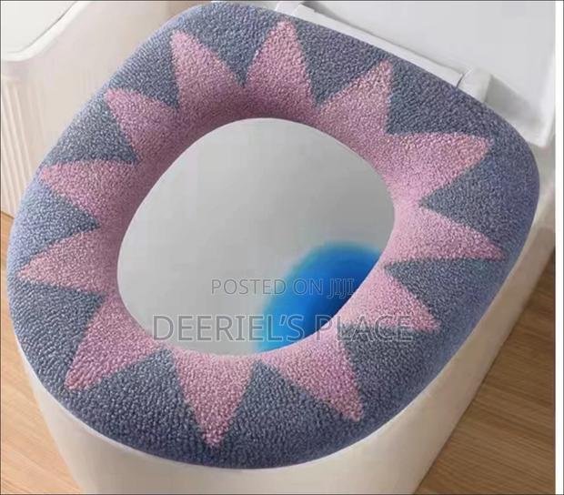 Unique Toilet Seat Covers · Photo 1