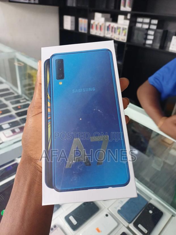 New Samsung Galaxy A7 128 GB Blue photo 5