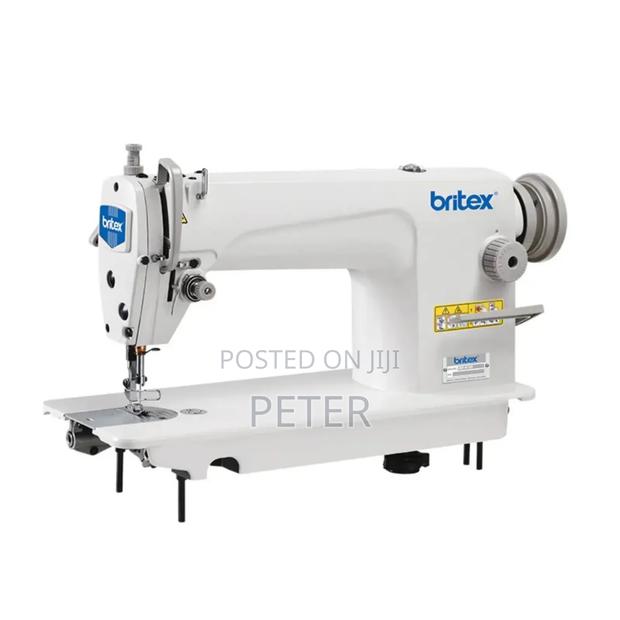 Britex Sewing Machine · Photo 2