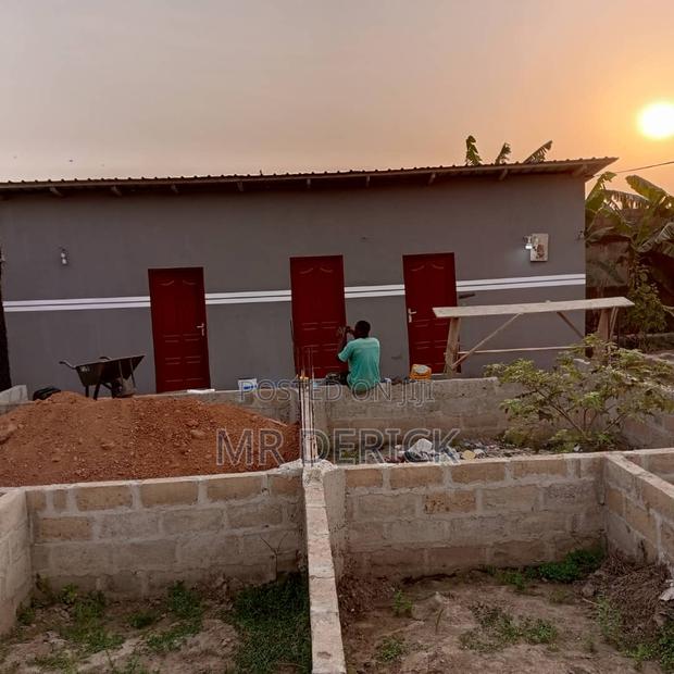 2bdrm House in Afuaman, Manhean for sale