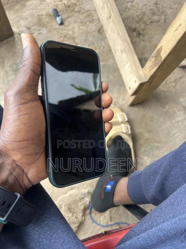 Apple iPhone 13 Pro Max 128 GB Blue · Photo 2