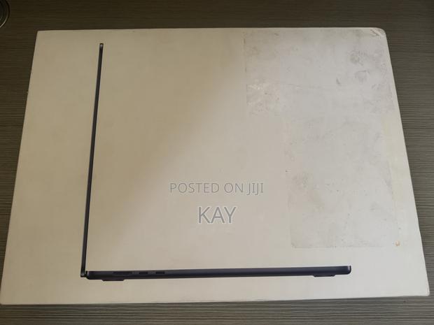 New Laptop Apple MacBook Air 16GB Apple M4 SSD 256GB