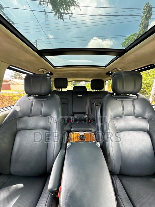 Land Rover Range Rover Vogue 2019 White