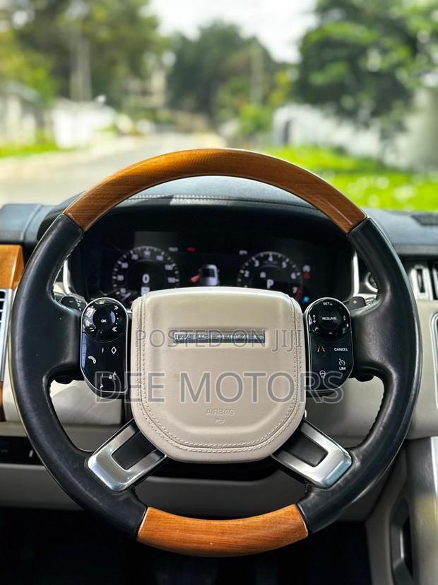 Land Rover Range Rover Vogue 2019 White