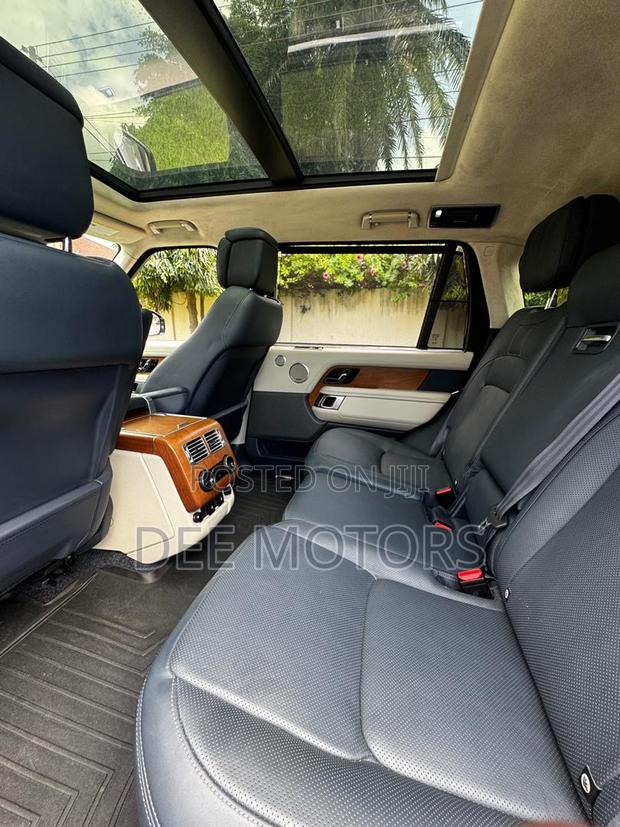 Land Rover Range Rover Vogue 2019 White