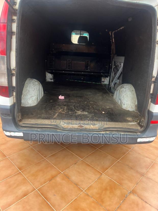 Mercedes-Benz Vito 2010 White