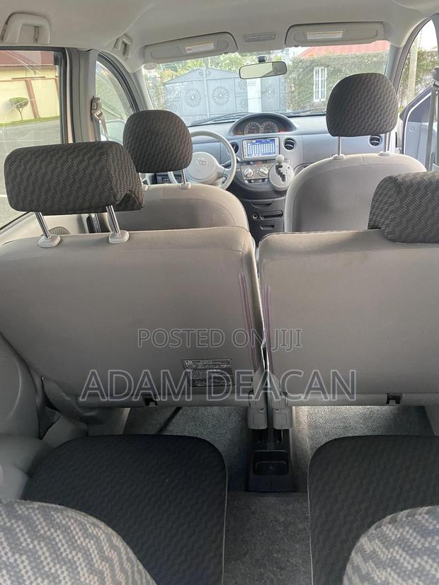 Toyota Sienta 2013 White