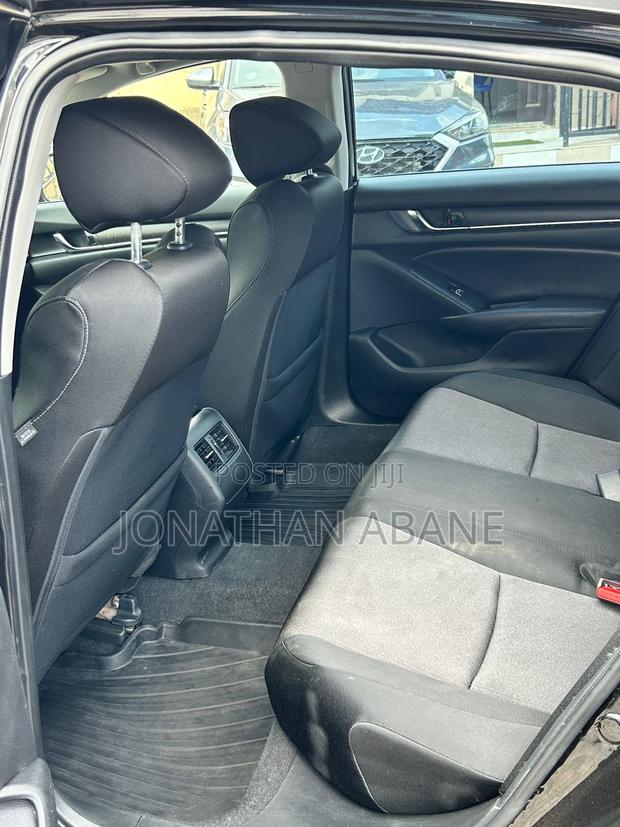 Honda Accord 2020 Black photo 3